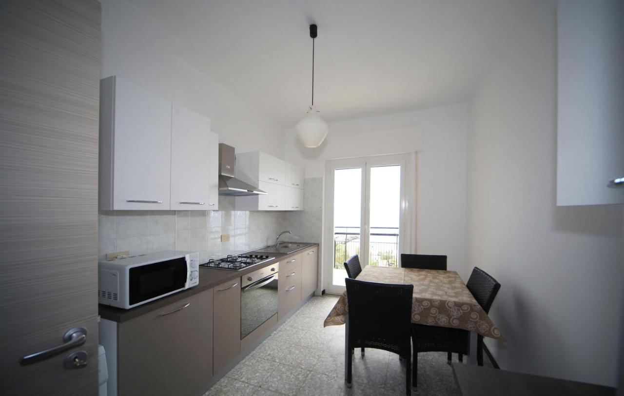 Appartamento Frontemare Andora Exterior foto